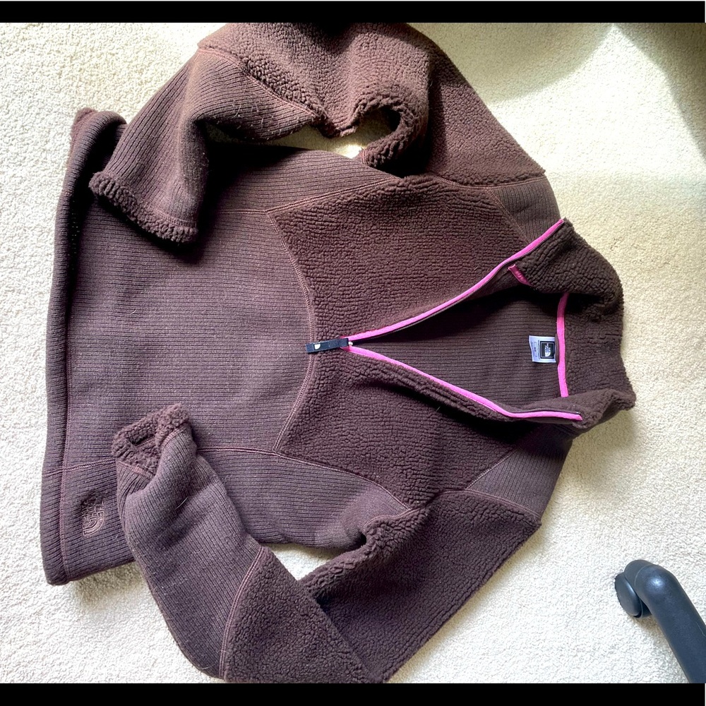 North Face brown pullover